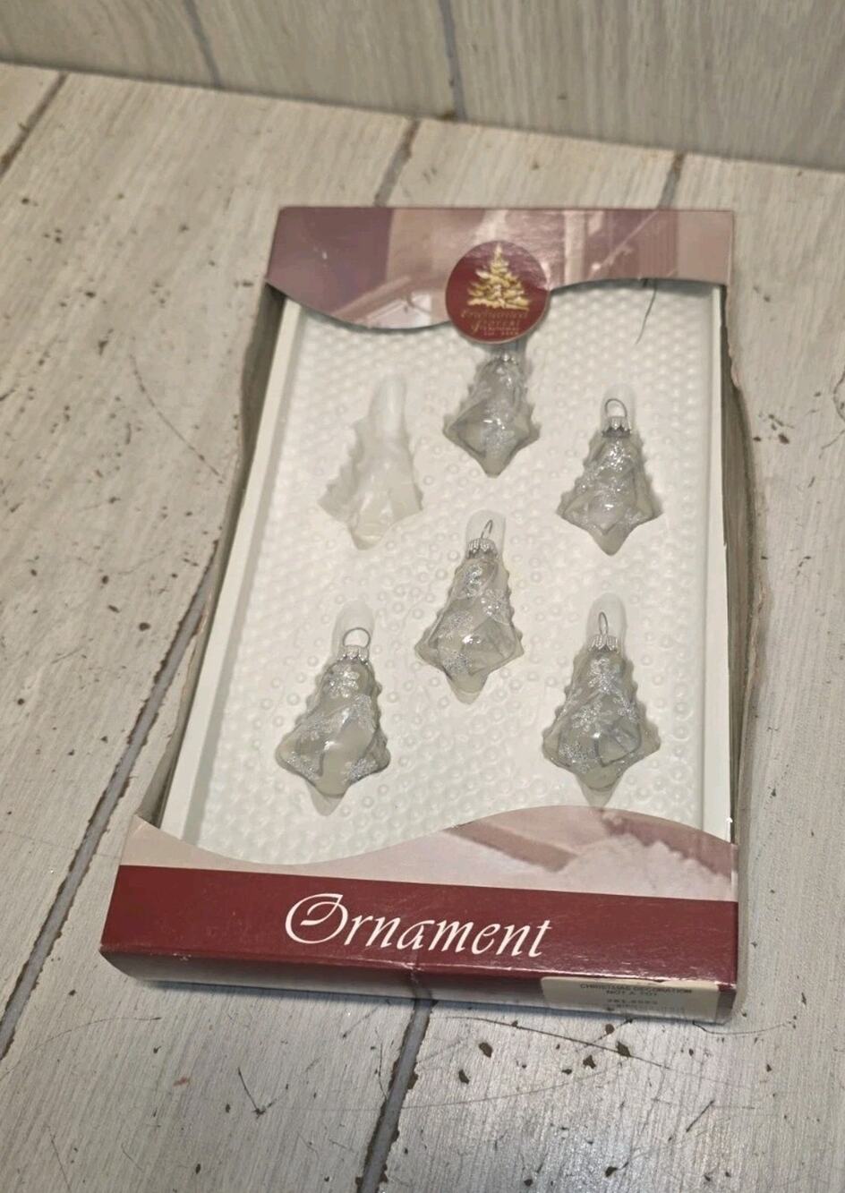 Vtg 2004 Glitter Snowflake Scroll Bell Hand Decorated Glass Ornaments Christmas